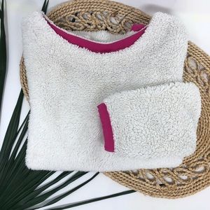 Vineyard Vines Youth Girls White Fuzzy Sweatshirt